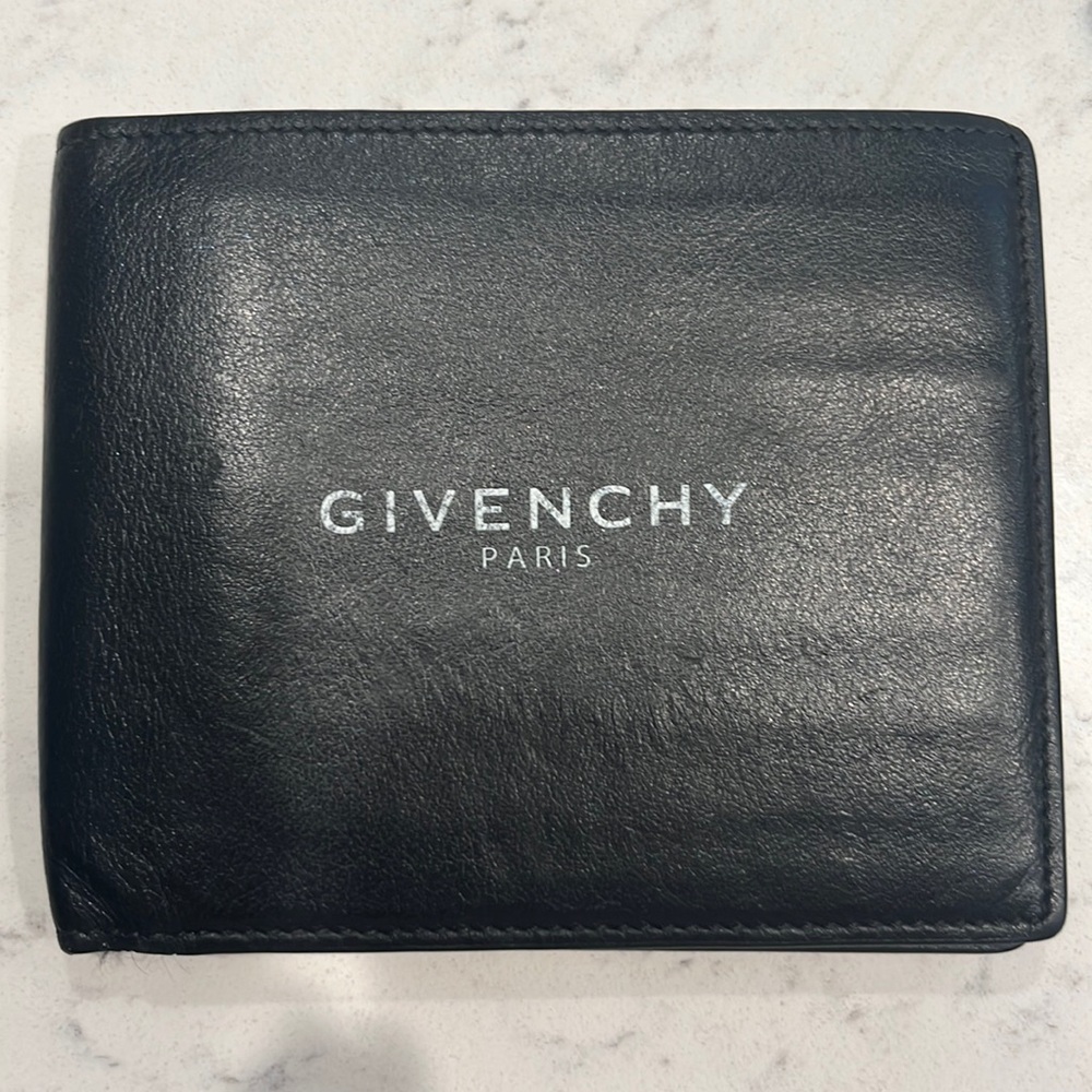 Givenchy Authentic men’s wallet